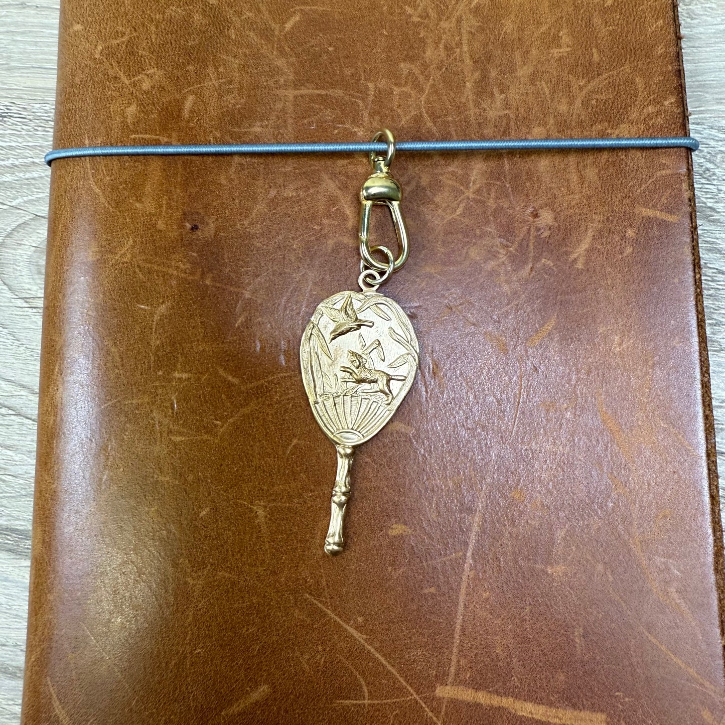 Oriental Fan Brass Charm for Traveler's Notebook