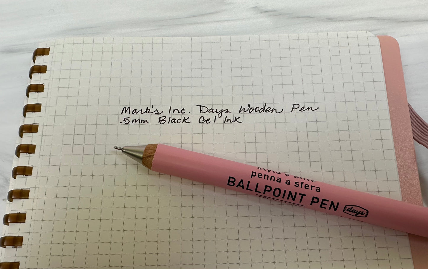 Stylo en bois Days de Mark's Inc.