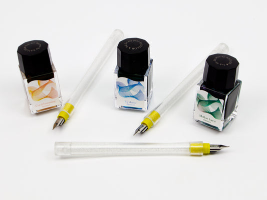 Stylo à encre Shimmer Sailor Hocoro et encre Dipton LTD